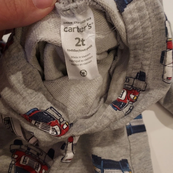 Carter's Toddler Boy 2 Piece Firetruck Hoodie and Jogger Set in Size 2T - Picture 3 of 7